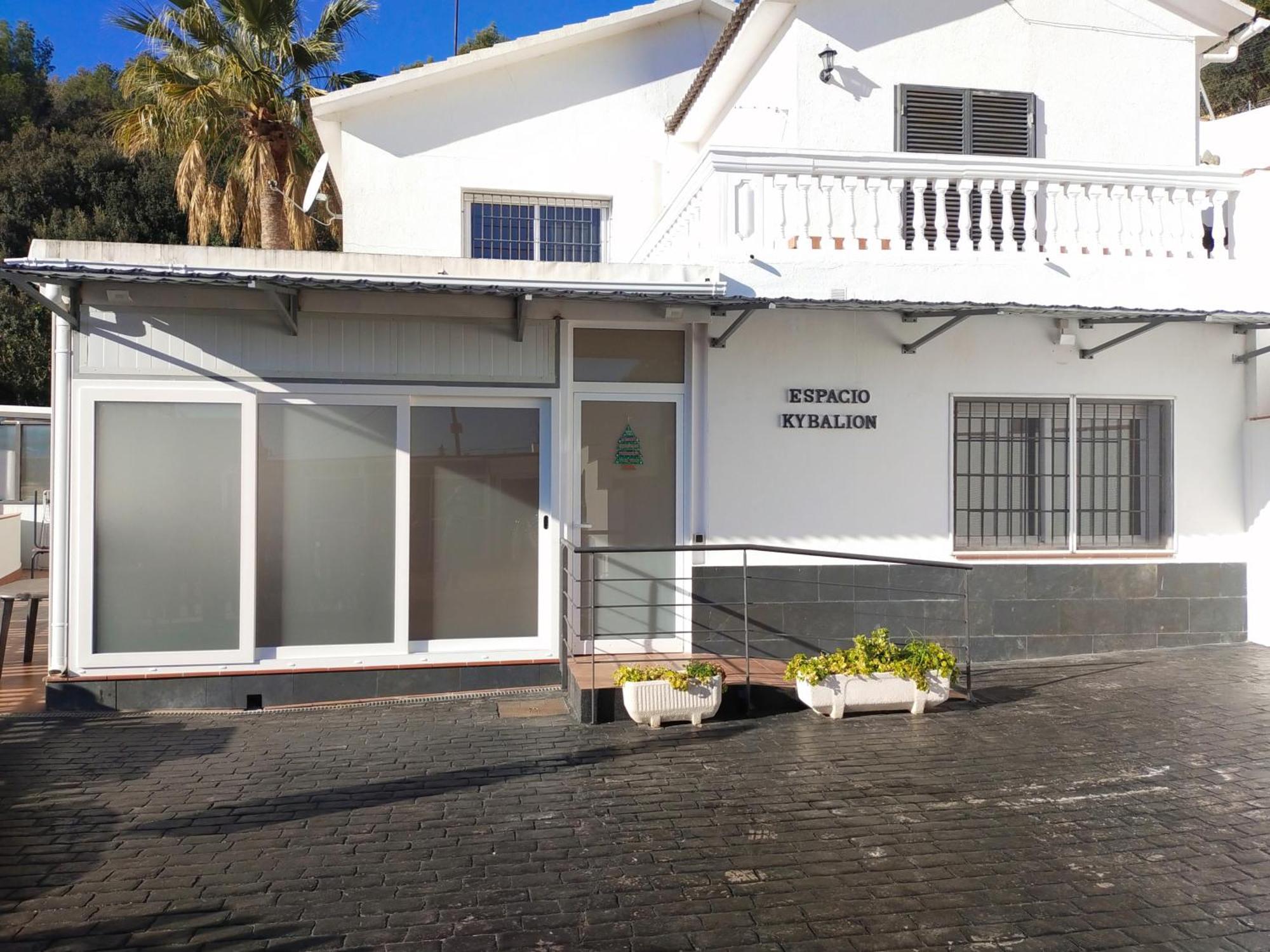 Espacio Kybalion Argentona Exteriör bild
